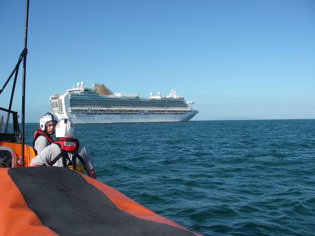 Approaching the Azura