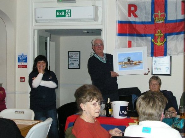 Lifeboat Auction 2013