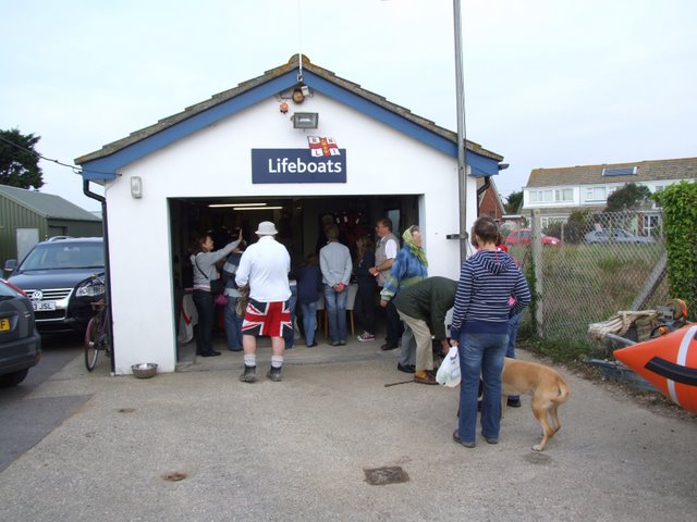 Selsey Lifeboat Sponsored Walk 2011