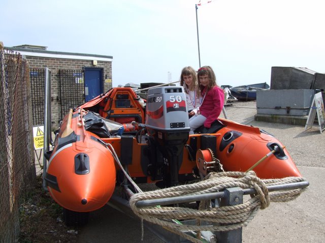Selsey Lifeboat Sponsored Walk 2011